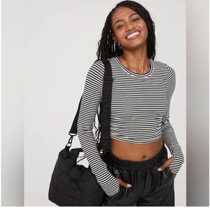 Aerie Black and White Fitted Crop Top